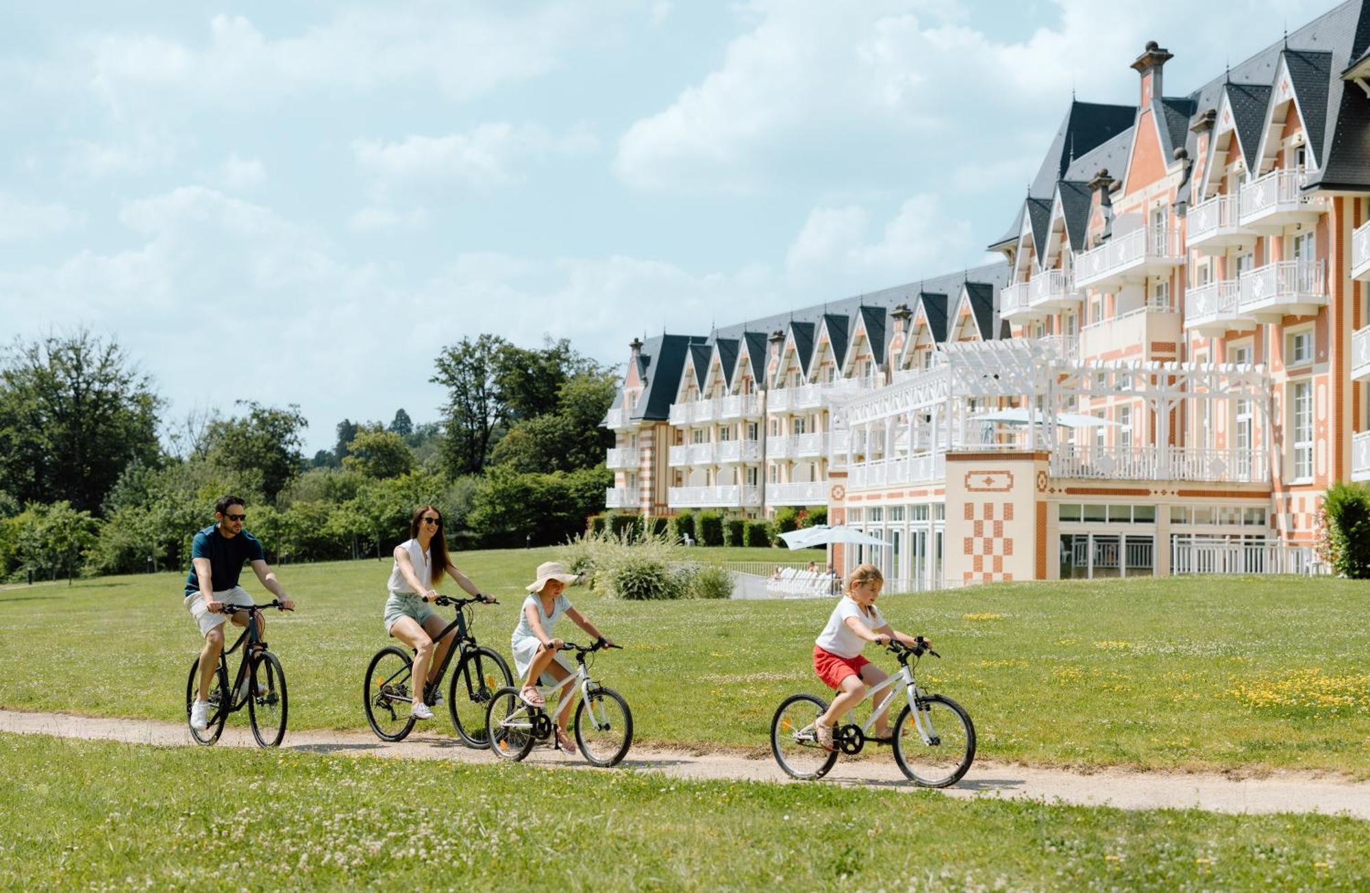Residence B'O Cottage - B'O Resort Thermal & Spa Bagnoles de l'Orne Normandie Bagian luar foto